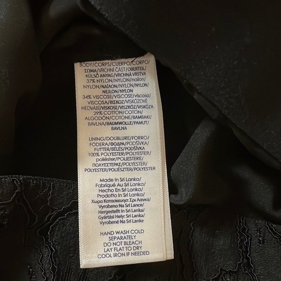 NEW Chaps Polo Lace Skirt Mid 10 Black Pencil Straight Midi Knee Floral Monochro - Picture 10 of 12